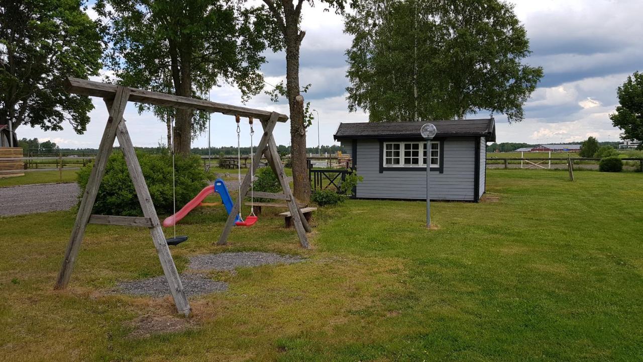Vila Backgardens Stugby Axvall Exteriér fotografie